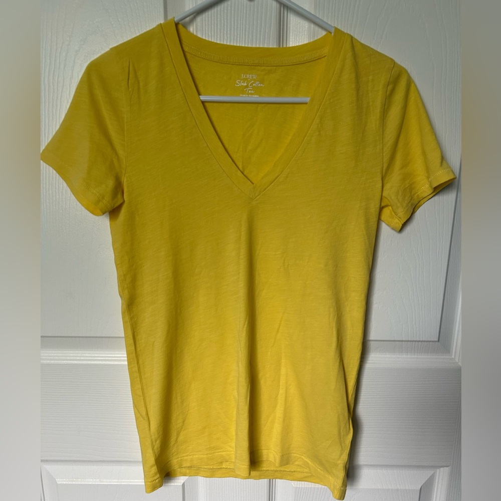 J. Crew NWT Yellow Slub Cotton V Neck Basic Tee Size Small